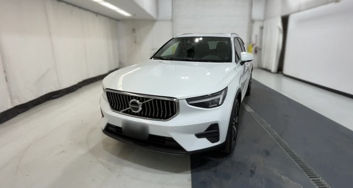 2024 Volvo XC40 B5 Core -
                Denver, CO