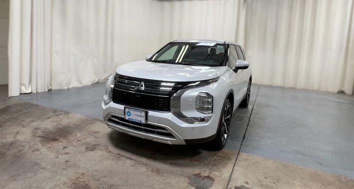 2024 Mitsubishi Outlander SE Hero Image