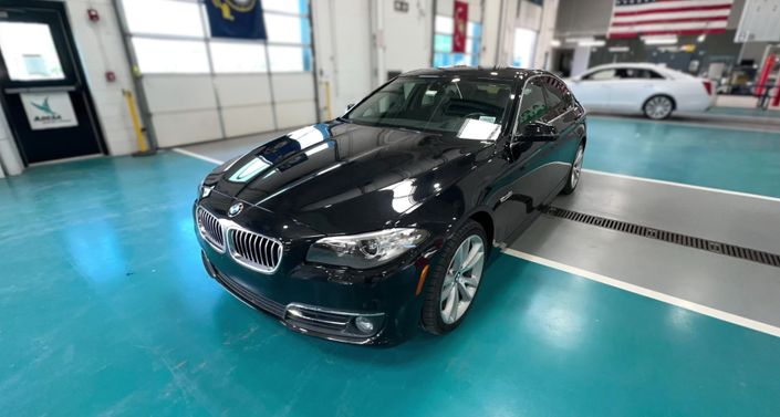 Thumbnail: 2014 BMW 5 Series - 1