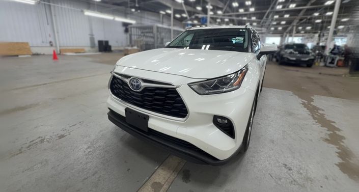 2020 Toyota Highlander Limited -
                Fountain, CO
