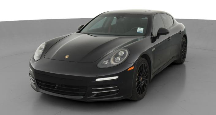 2015 Porsche Panamera 4S Hero Image