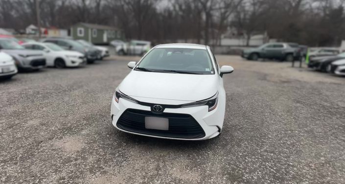 2023 Toyota Corolla LE -
                Yaphank, NY