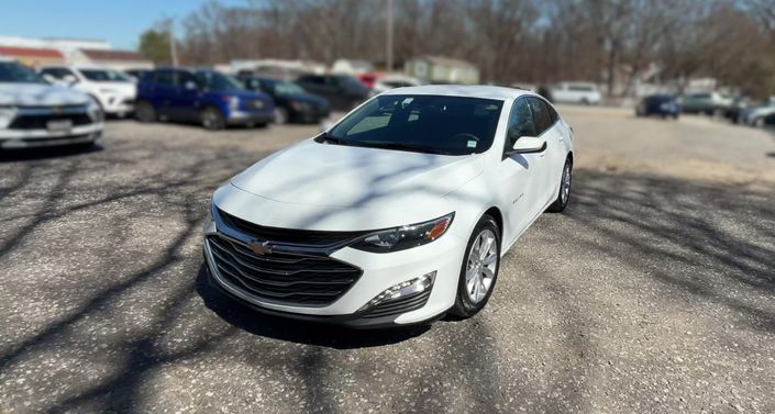 2023 Chevrolet Malibu LT -
                Yaphank, NY