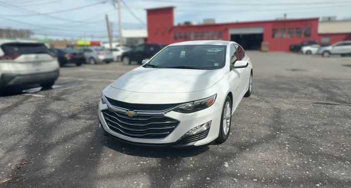 2023 Chevrolet Malibu LT -
                Yaphank, NY