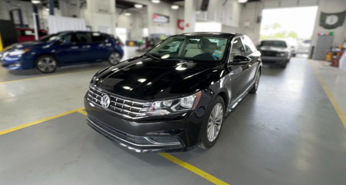 2016 Volkswagen Passat SE -
                Tempe, AZ