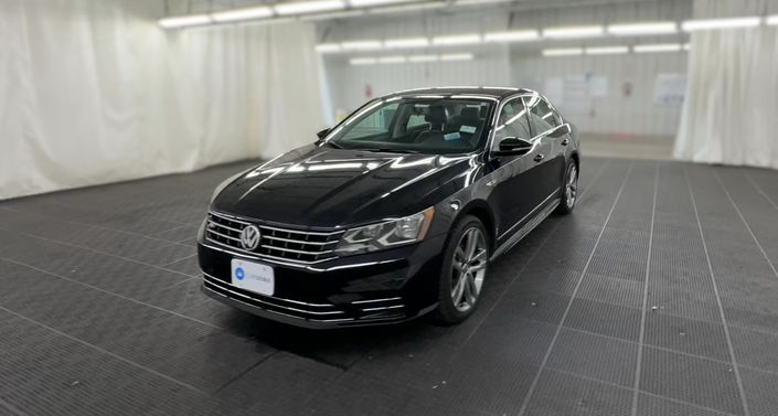 2017 Volkswagen Passat R-Line -
                Indianapolis, IN