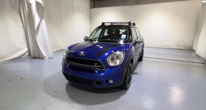 2016 MINI Cooper Countryman S Hero Image