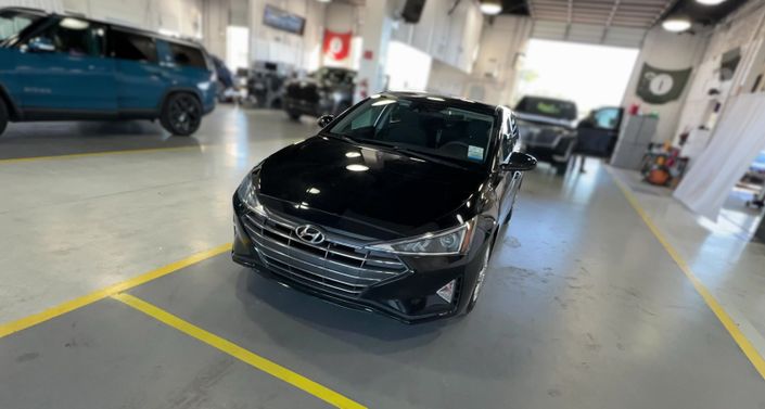 Thumbnail: 2020 Hyundai Elantra - 1