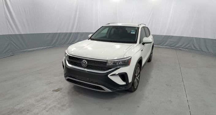 2024 Volkswagen Taos SE -
                Kansas City, MO