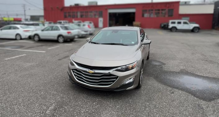 2023 Chevrolet Malibu LT -
                Yaphank, NY
