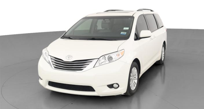 2017 Toyota Sienna XLE -
                Indianapolis, IN