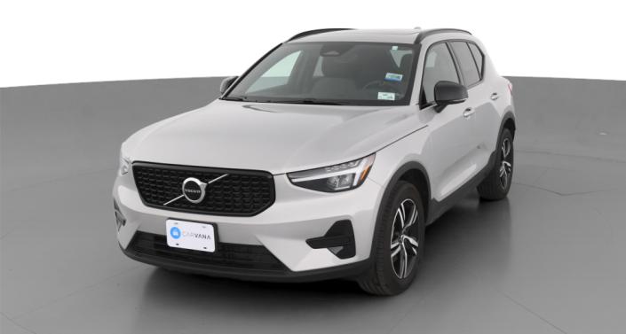 2024 Volvo XC40 B5 Core Hero Image