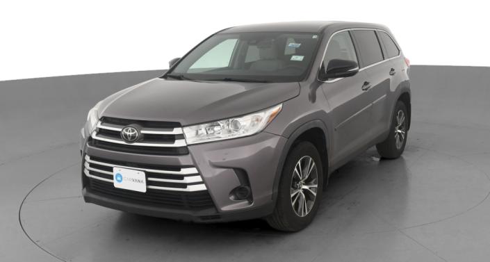 2019 Toyota Highlander LE Hero Image