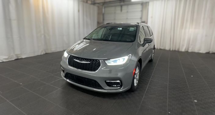 2022 Chrysler Pacifica Touring L -
                  North Las Vegas, NV
