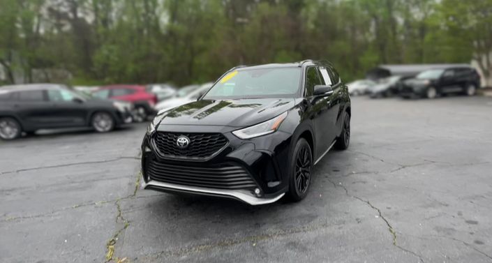 2024 Toyota Highlander XSE -
                Greensboro, NC