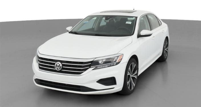 2021 Volkswagen Passat SE -
                Concord, NC