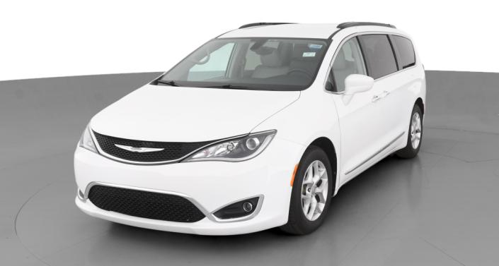 2017 Chrysler Pacifica Touring L -
                Concord, NC