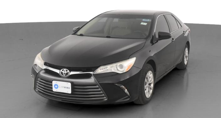 2017 Toyota Camry LE Hero Image