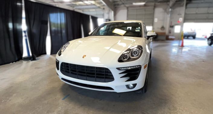 2018 Porsche Macan S -
                Fairview, OR