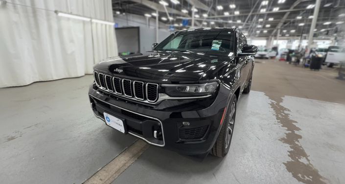 2022 Jeep Grand Cherokee Overland -
                Kansas City, MO