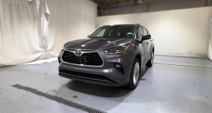 Thumbnail: 2021 Toyota Highlander - 1