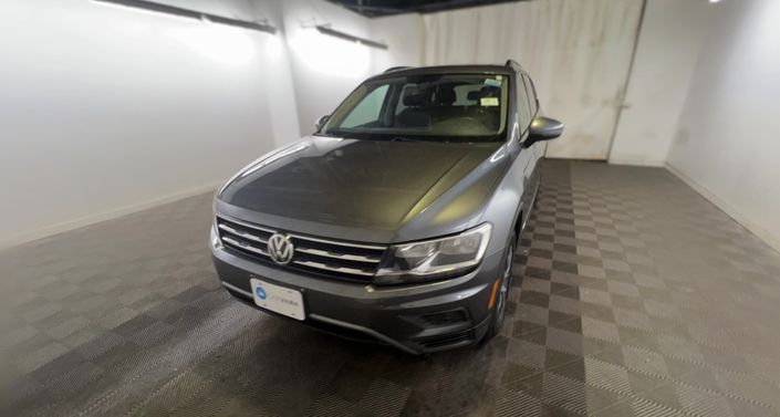 2020 Volkswagen Tiguan SE -
                Framingham, MA