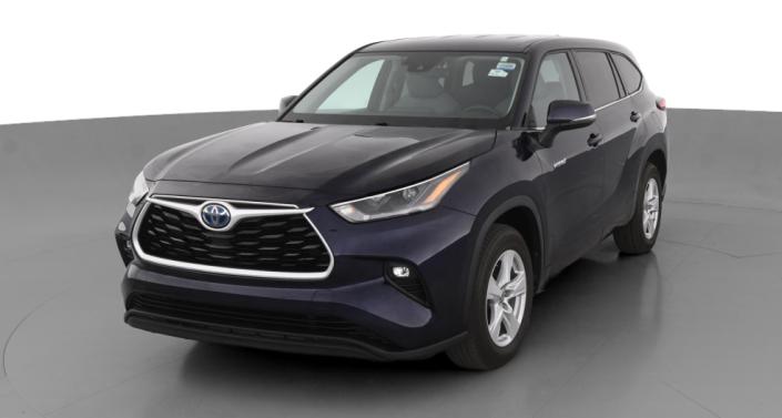 2021 Toyota Highlander LE Hero Image