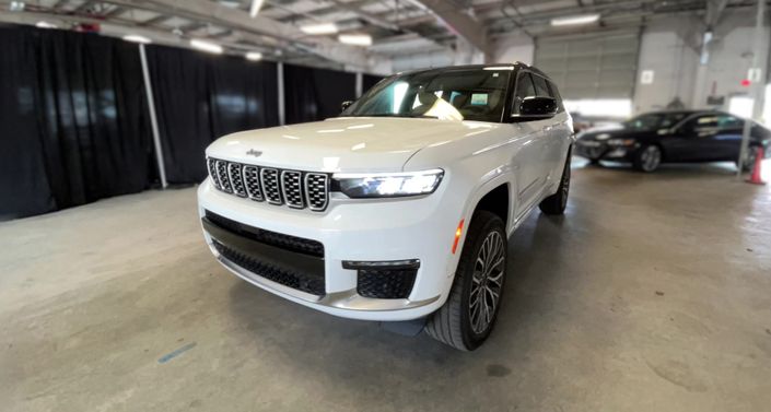 2021 Jeep Grand Cherokee L Summit -
                Fairview, OR