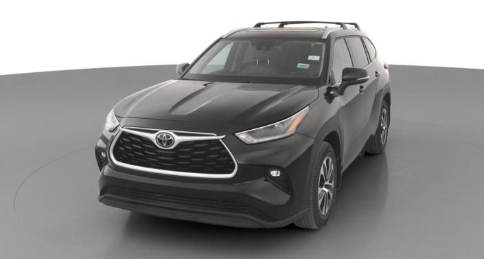 2021 Toyota Highlander XLE -
                Fort Worth, TX