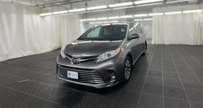 2018 Toyota Sienna XLE -
                Indianapolis, IN