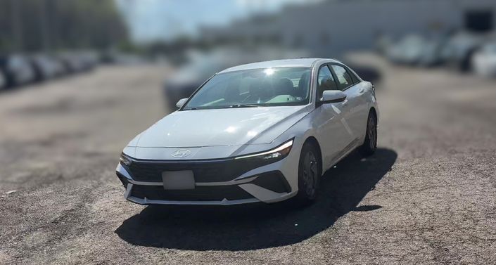 2024 Hyundai Elantra SEL Hero Image