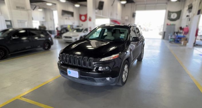 2016 Jeep Cherokee Latitude Hero Image