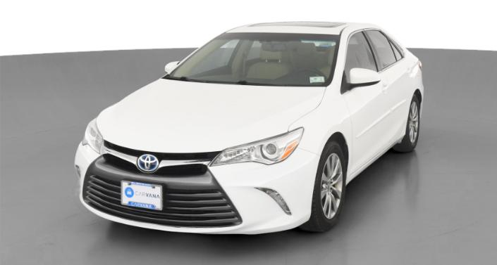 2015 Toyota Camry XLE Hero Image