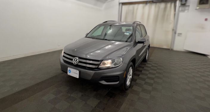 2016 Volkswagen Tiguan 2.0T -
                Framingham, MA
