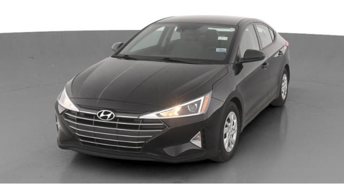 2020 Hyundai Elantra SE Hero Image