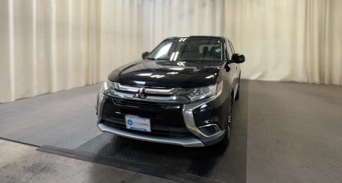 2017 Mitsubishi Outlander ES Hero Image