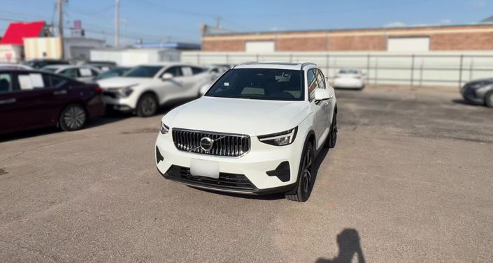 2024 Volvo XC40 B5 Core -
                Wheatland, OK