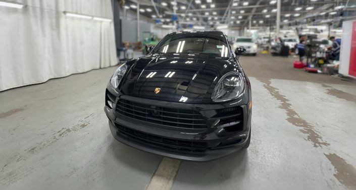 2021 Porsche Macan S -
                Kansas City, MO