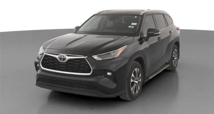 2022 Toyota Highlander XLE -
                Fort Worth, TX