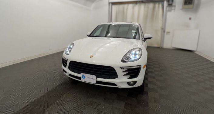 2018 Porsche Macan Base Hero Image