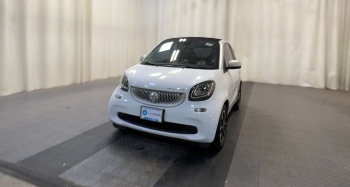 2017 smart fortwo Passion Hero Image