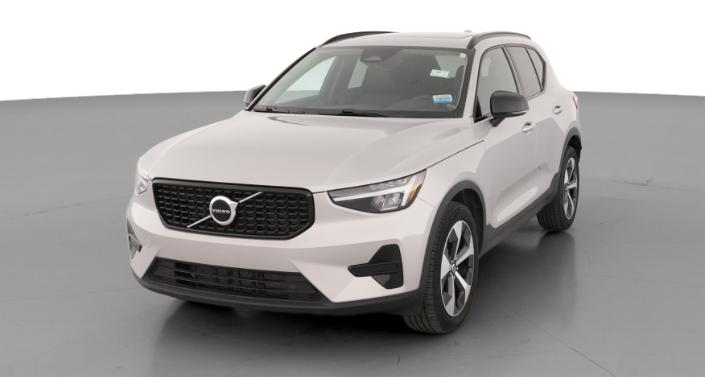 2024 Volvo XC40 B5 Core -
                Tolleson, AZ