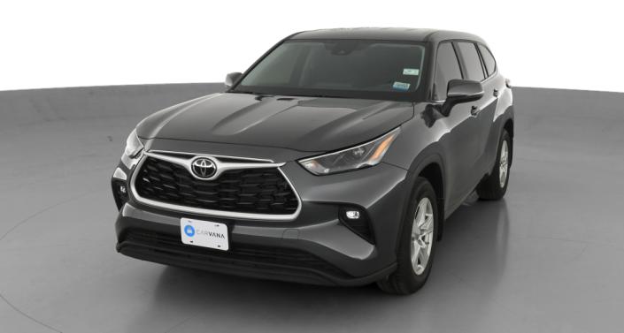 2023 Toyota Highlander LE -
                Lorain, OH