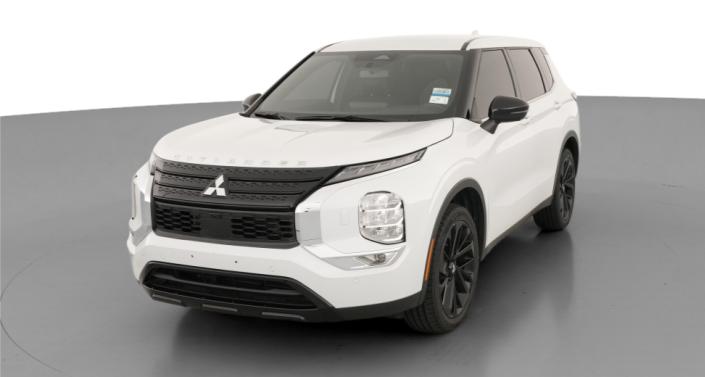 Thumbnail: 2023 Mitsubishi Outlander - 1