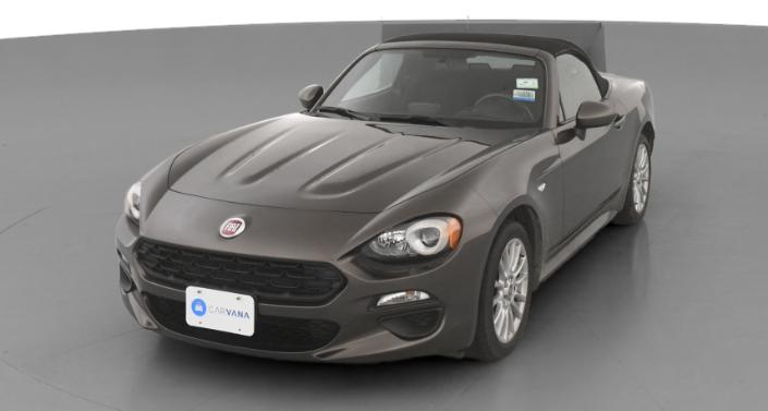 2017 Fiat 124 Spider Classica Hero Image
