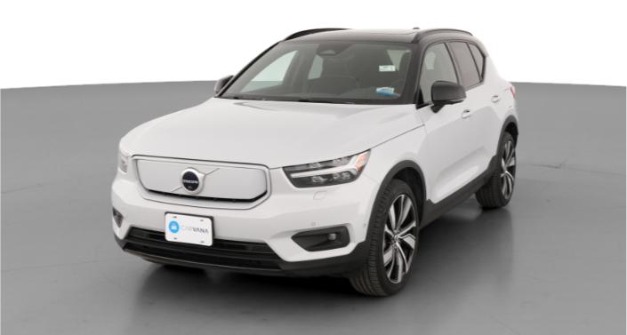 Thumbnail: 2022 Volvo XC40 - 1
