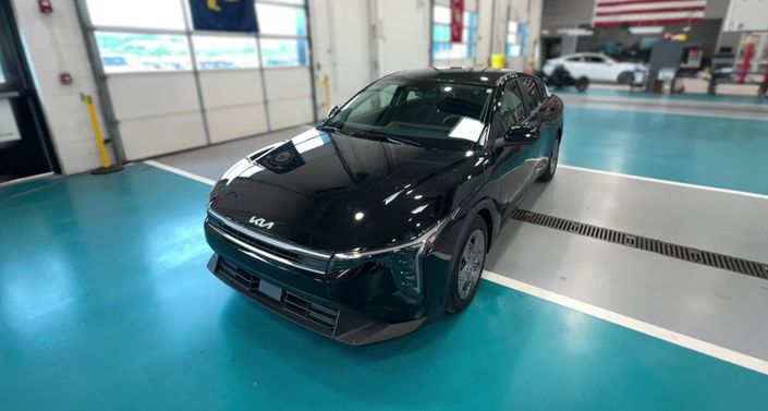 2025 Kia K4 LX Hero Image