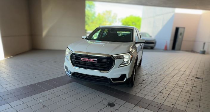 2024 GMC Terrain SLE -
                Miami, FL