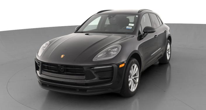 2024 Porsche Macan T -
                Indianapolis, IN