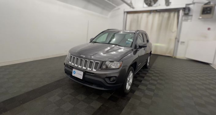 2015 Jeep Compass Latitude Hero Image